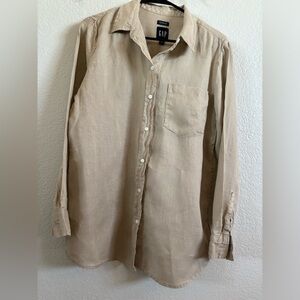 GAP Boyfriend Linen Button Down